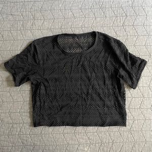 Lululemon mesh crop top black size small